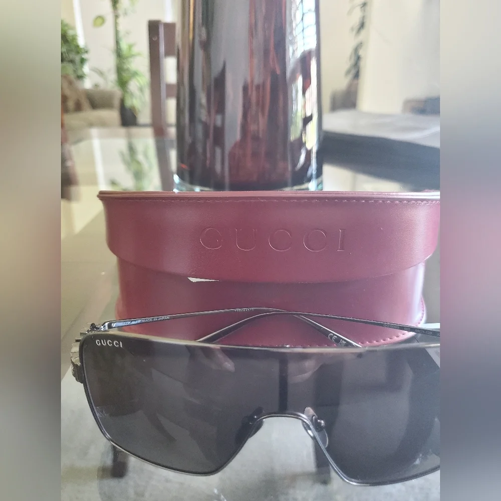 Gucci Men’s Black Shield Sunglasses with Burgundy Case